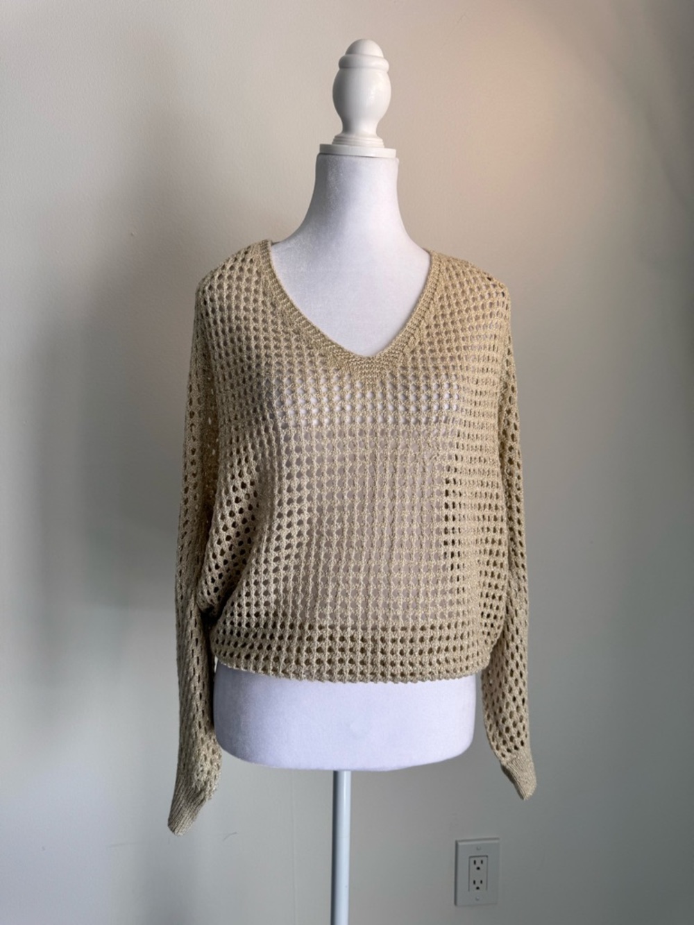 Alli Rose Morgan Sweater Metallic Size L NWT